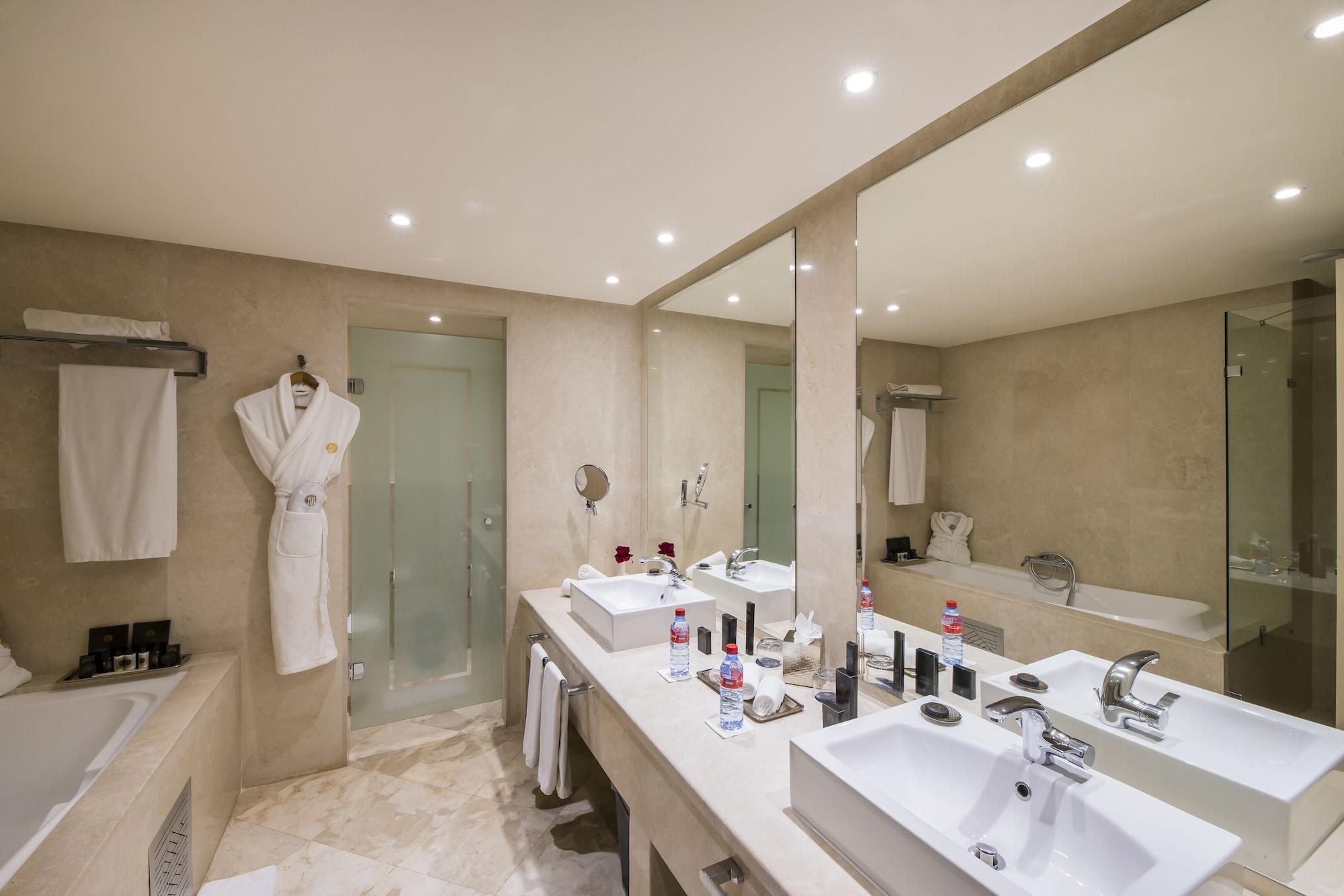 Hotel Mogador Marina à Casablanca Extérieur photo